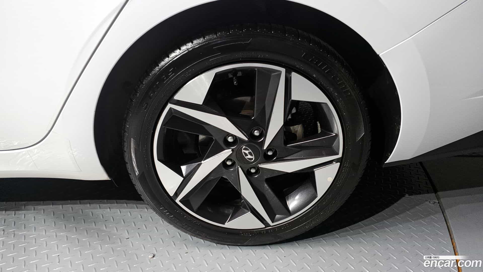 AVANTE Hyundai 2020.8-OUTER-005
