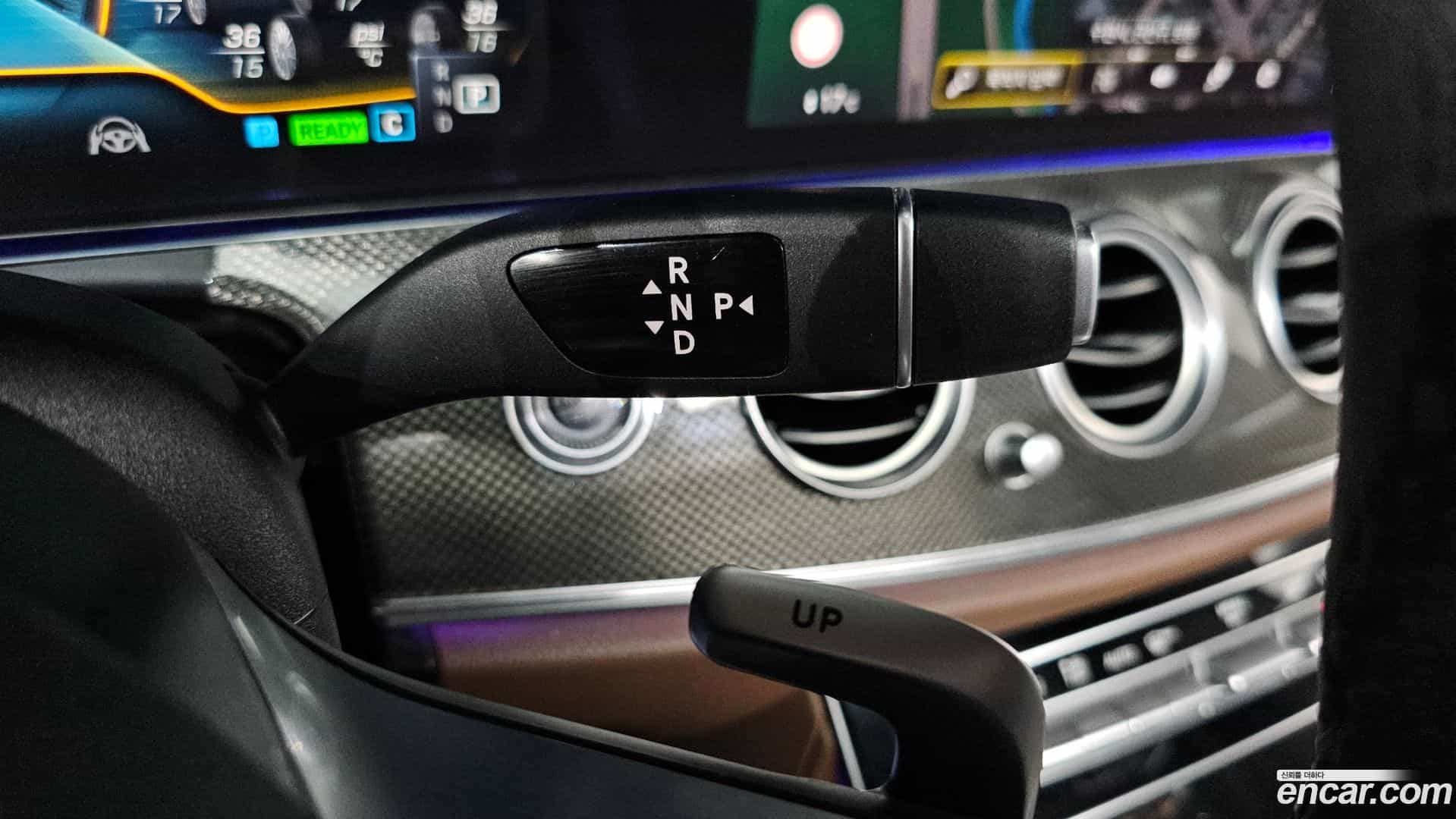 E-Class Mercedes-Benz 2021.2-INNER-009