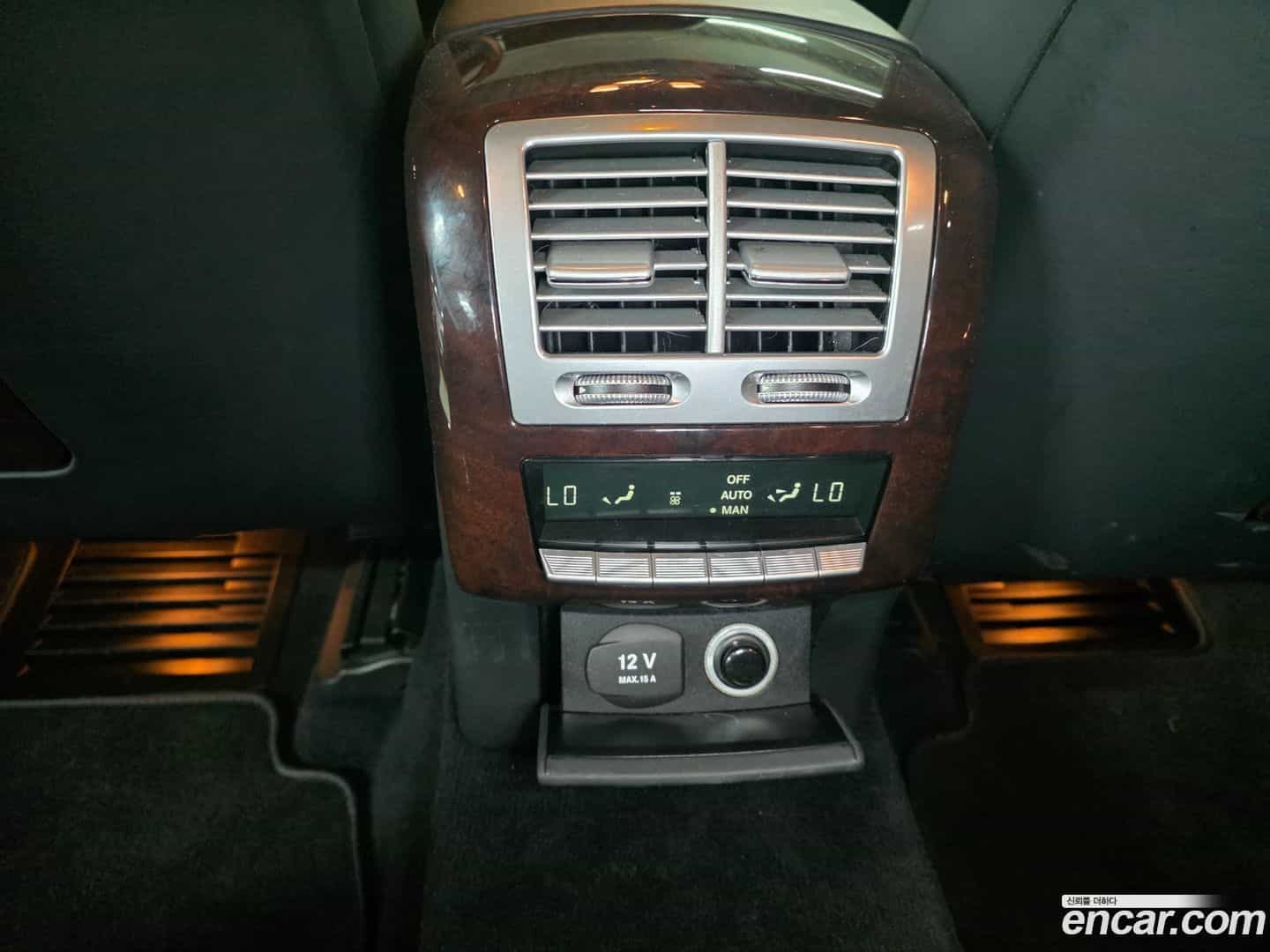 S-Class Mercedes-Benz 2010.1-OPTION-016