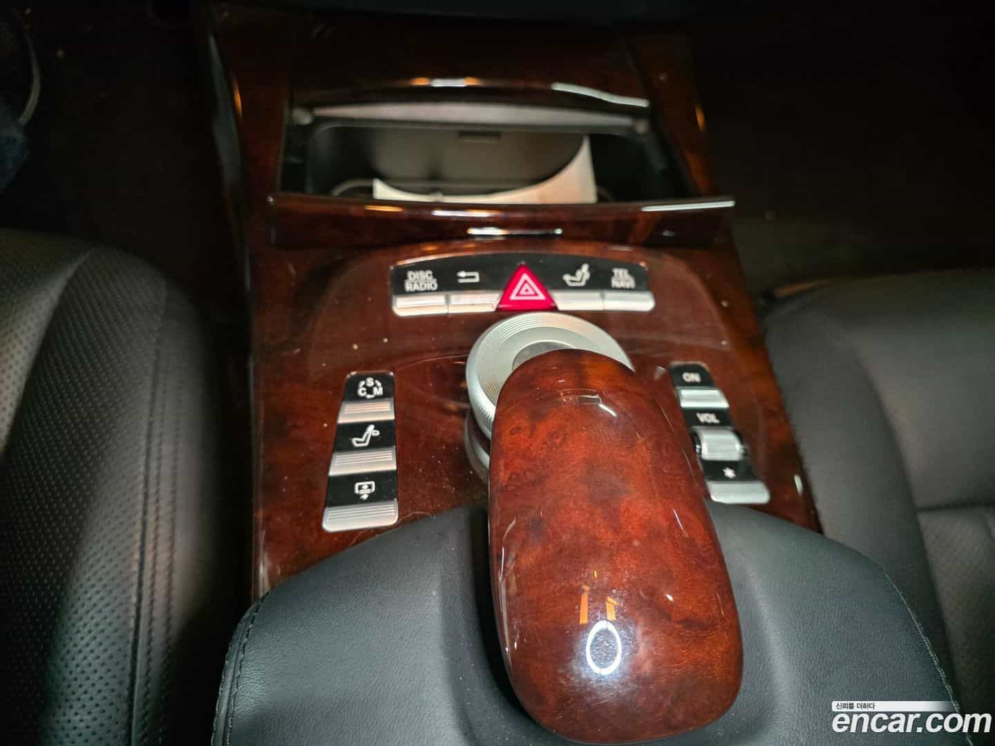 S-Class Mercedes-Benz 2010.1-OPTION-017