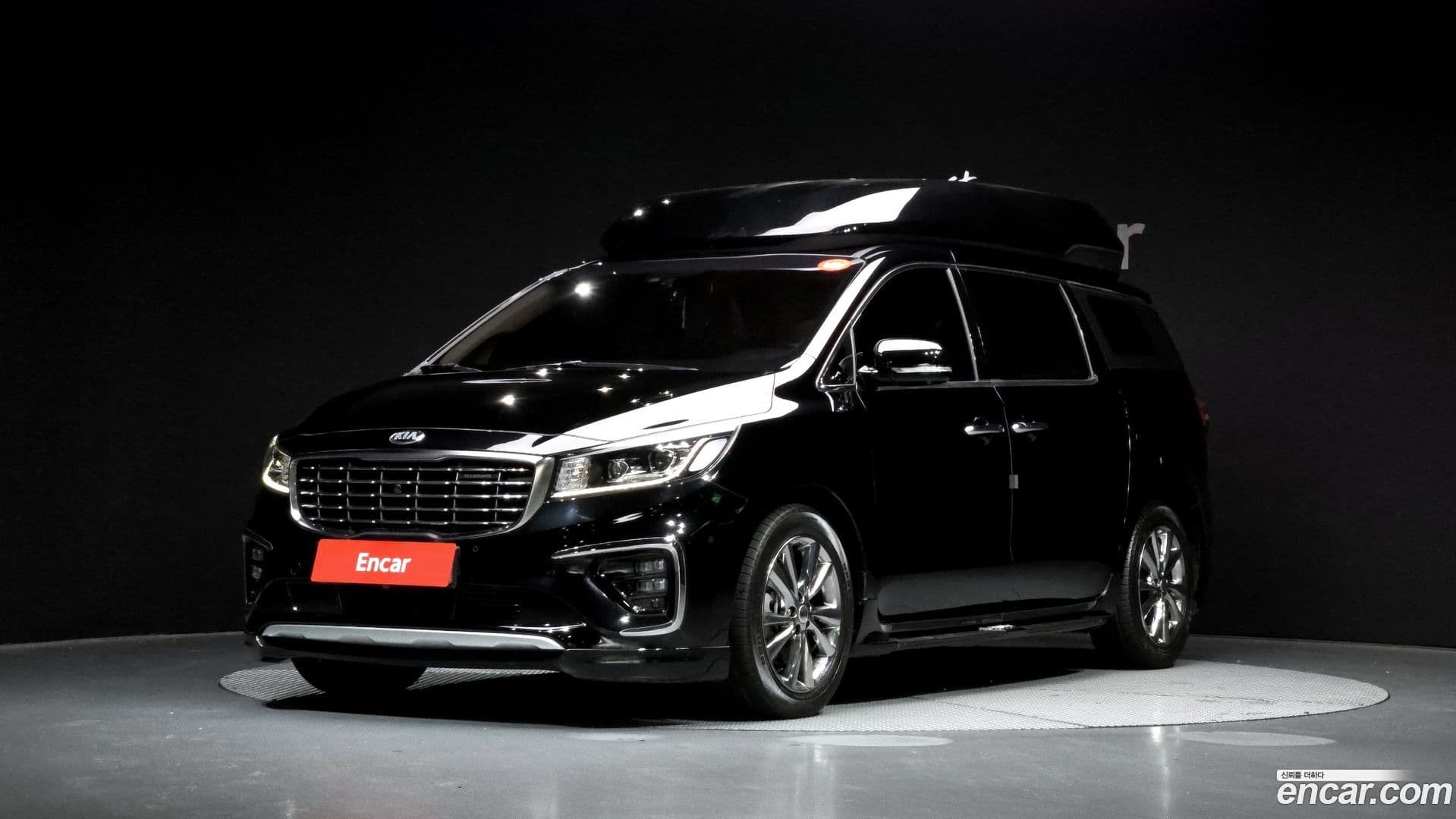 Main__Slider__Photo:Canival Kia 2018.5-0