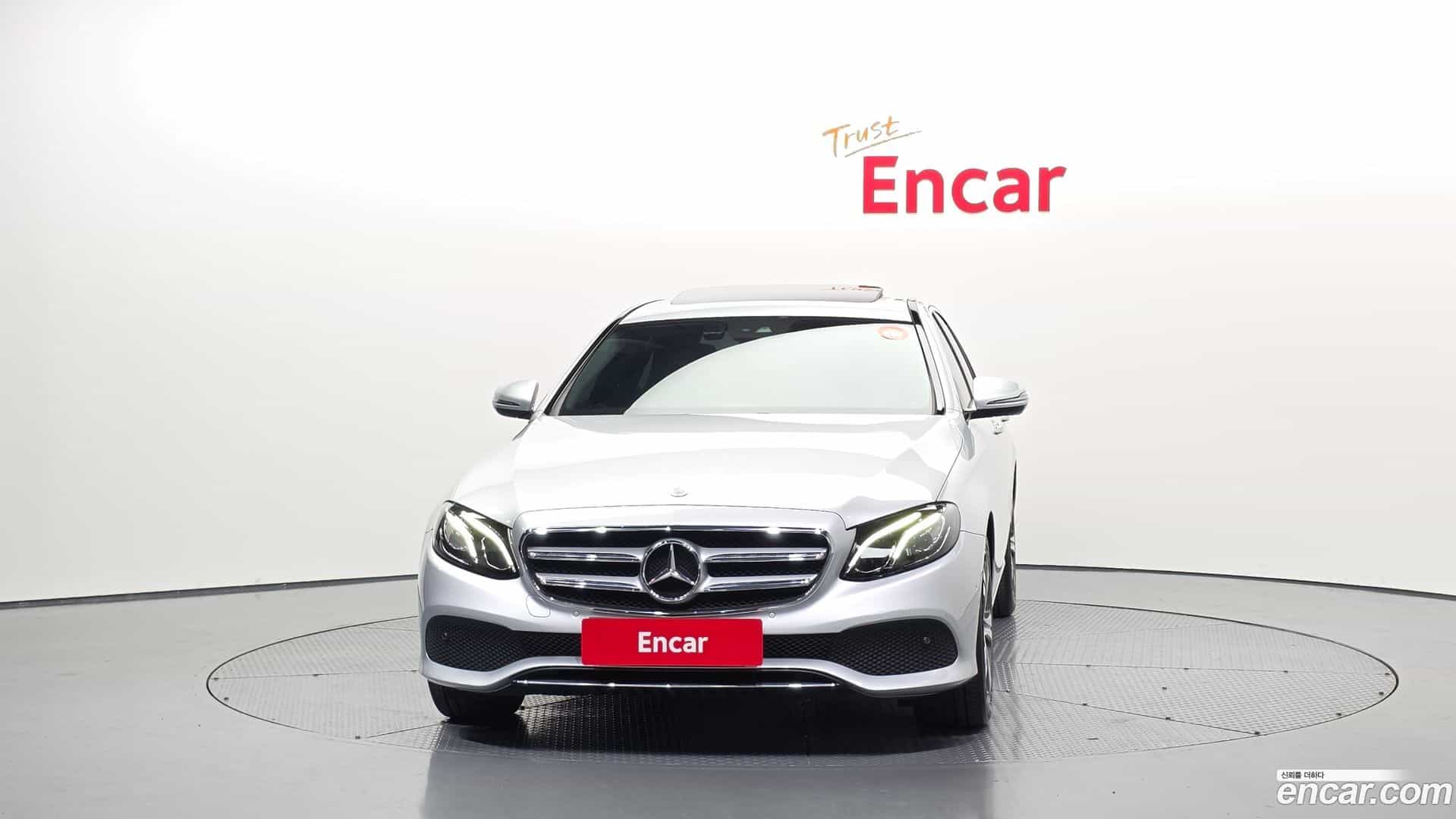 E-Class Mercedes-Benz 2019.7-OUTER-003