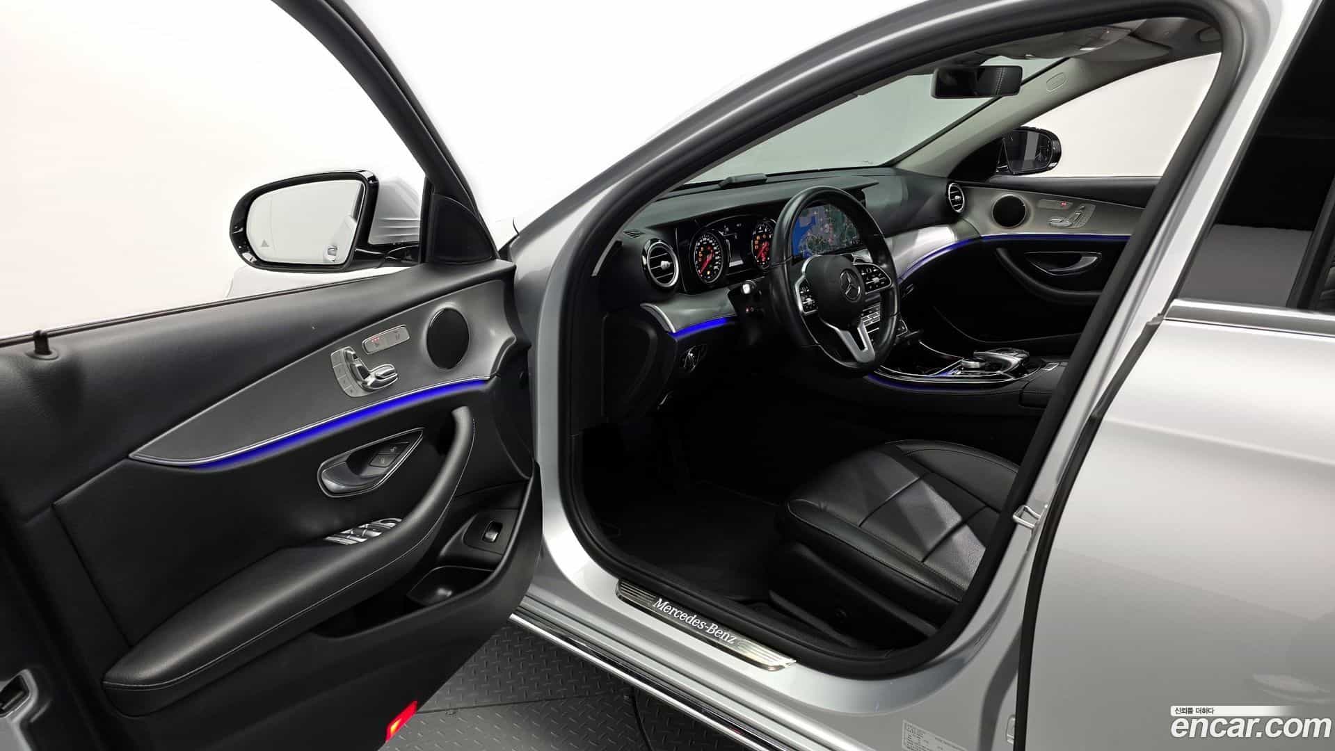 E-Class Mercedes-Benz 2019.7-OPTION-015