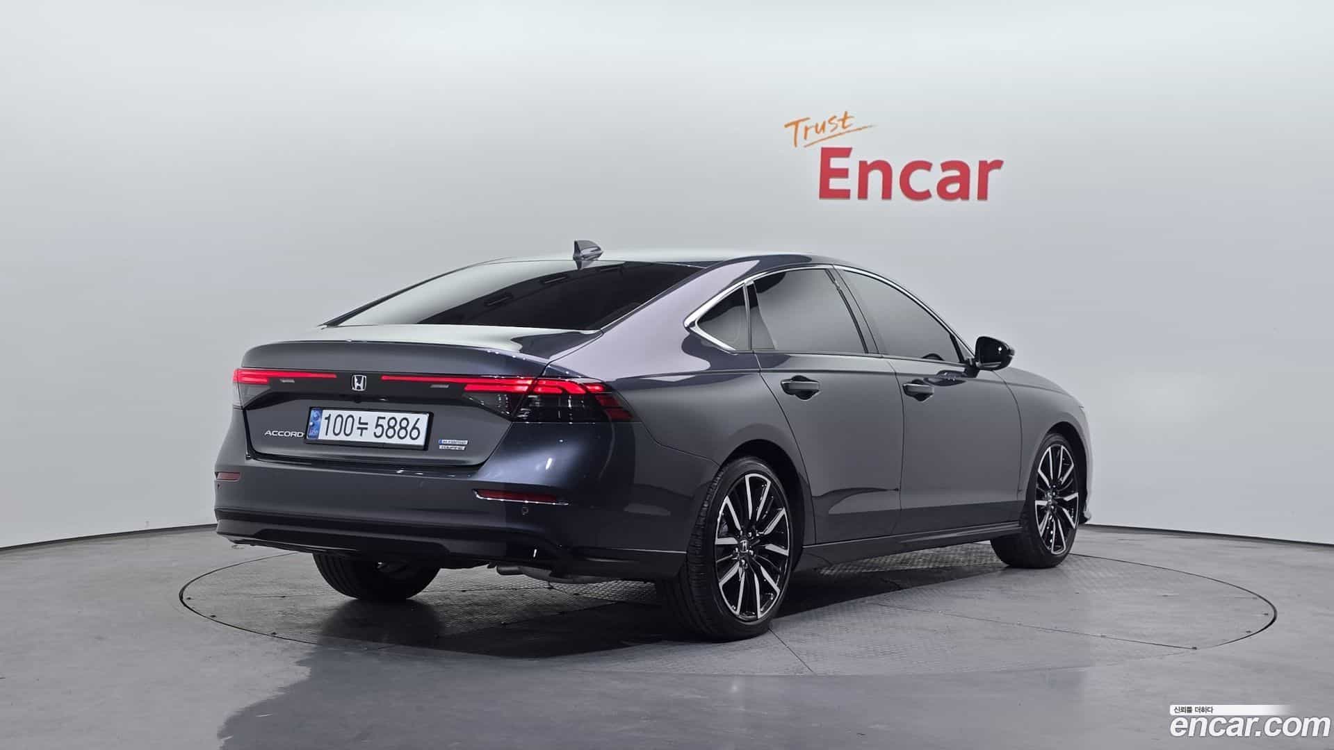 Accord Honda 2024.8-OUTER-002