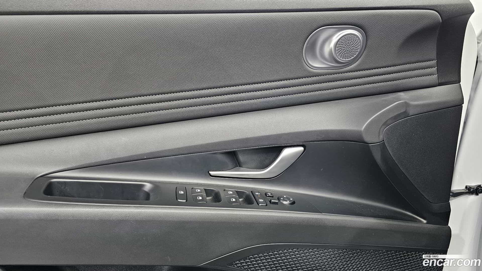 AVANTE Hyundai 2024.6-OPTION-018