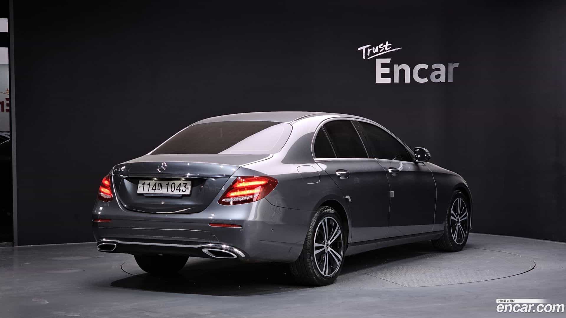 E-Class Mercedes-Benz 2020.3-OUTER-002