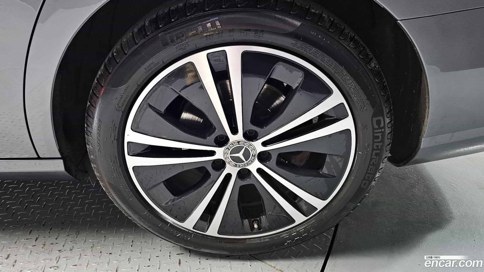 E-Class Mercedes-Benz 2020.3-OUTER-005