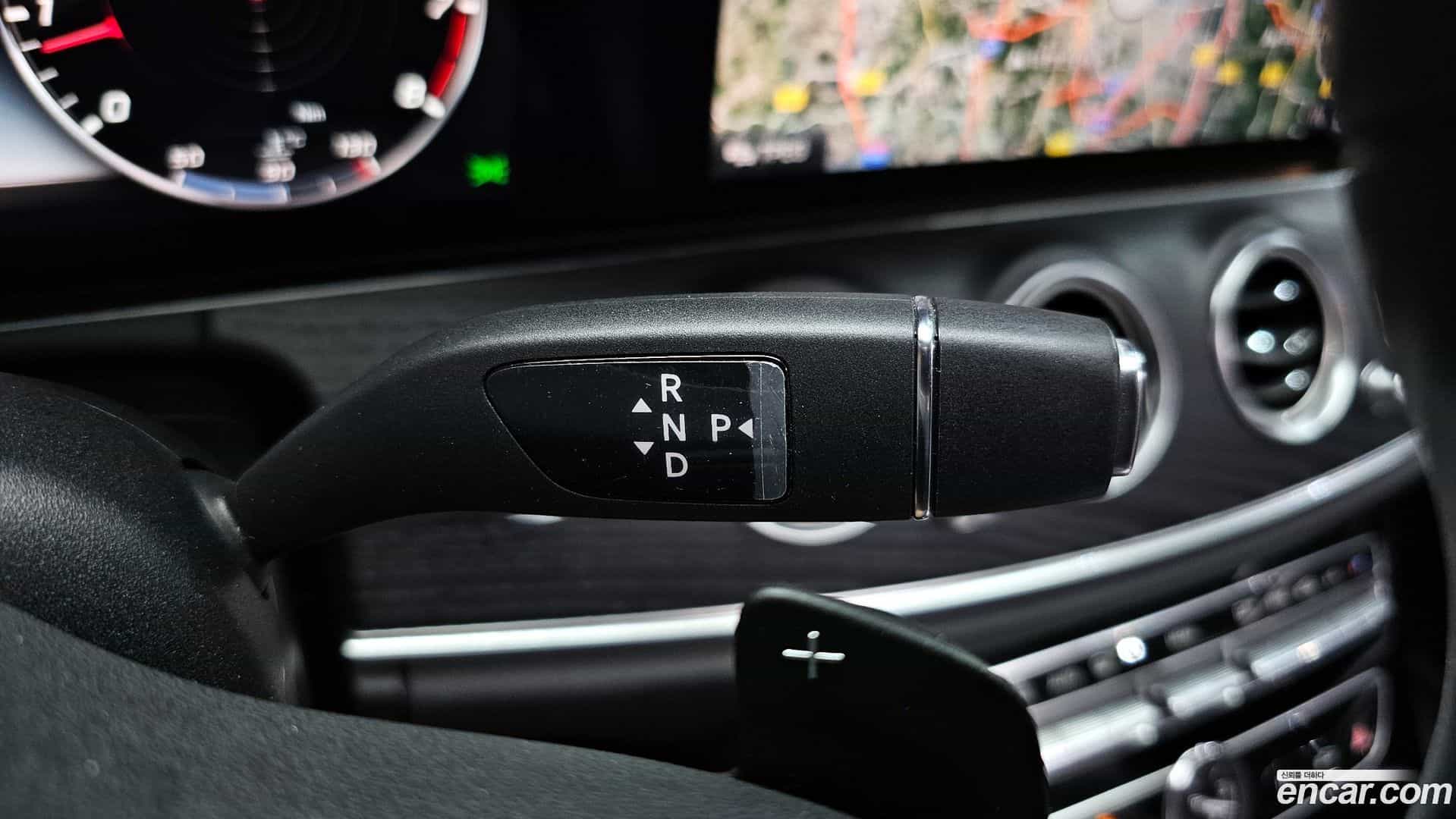 E-Class Mercedes-Benz 2020.3-INNER-009