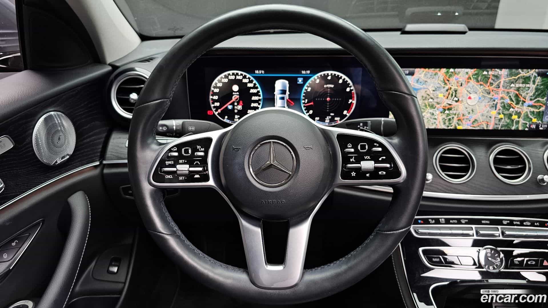 E-Class Mercedes-Benz 2020.3-OPTION-017