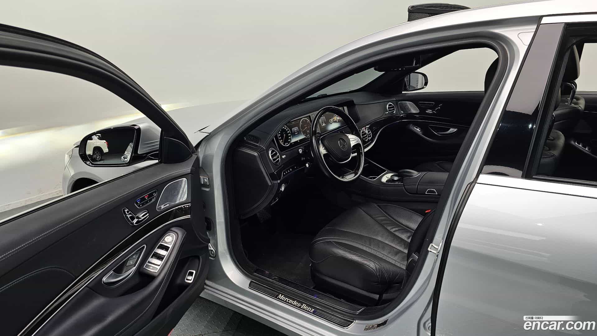 S-Class Mercedes-Benz 2015.8-OPTION-015
