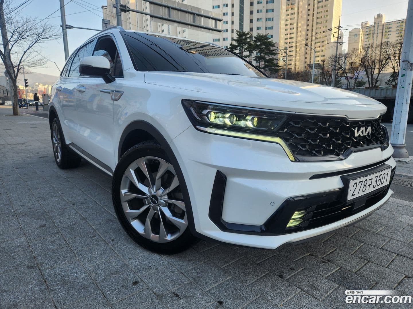 Main__Slider__Photo:Sorento Kia 2022.9-0