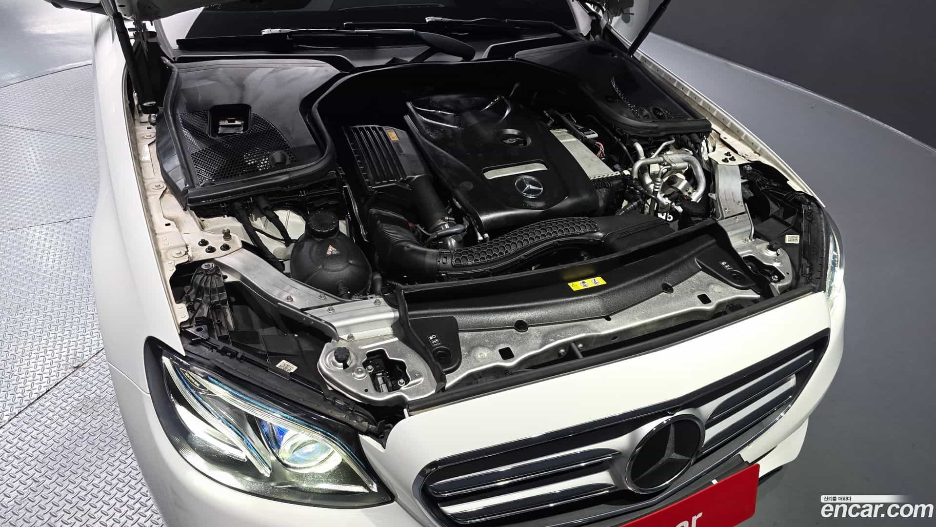 E-Class Mercedes-Benz 2017.6-OUTER-006