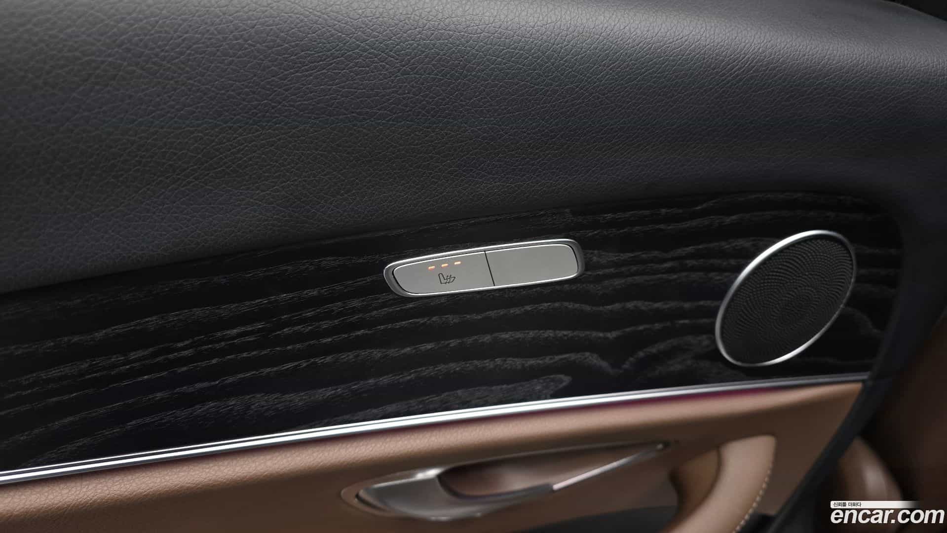 E-Class Mercedes-Benz 2017.6-OPTION-022