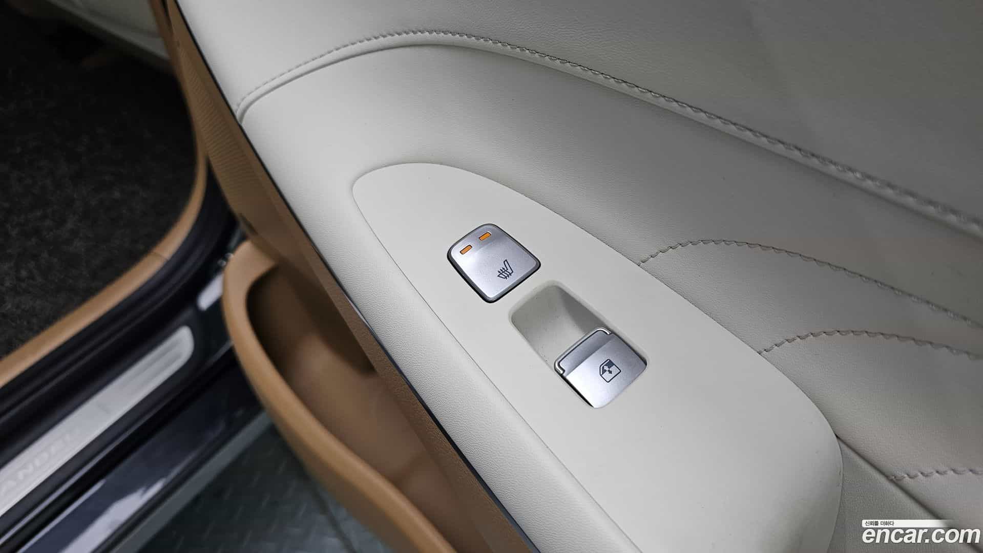 Grandeur Hyundai 2020.3-OPTION-022
