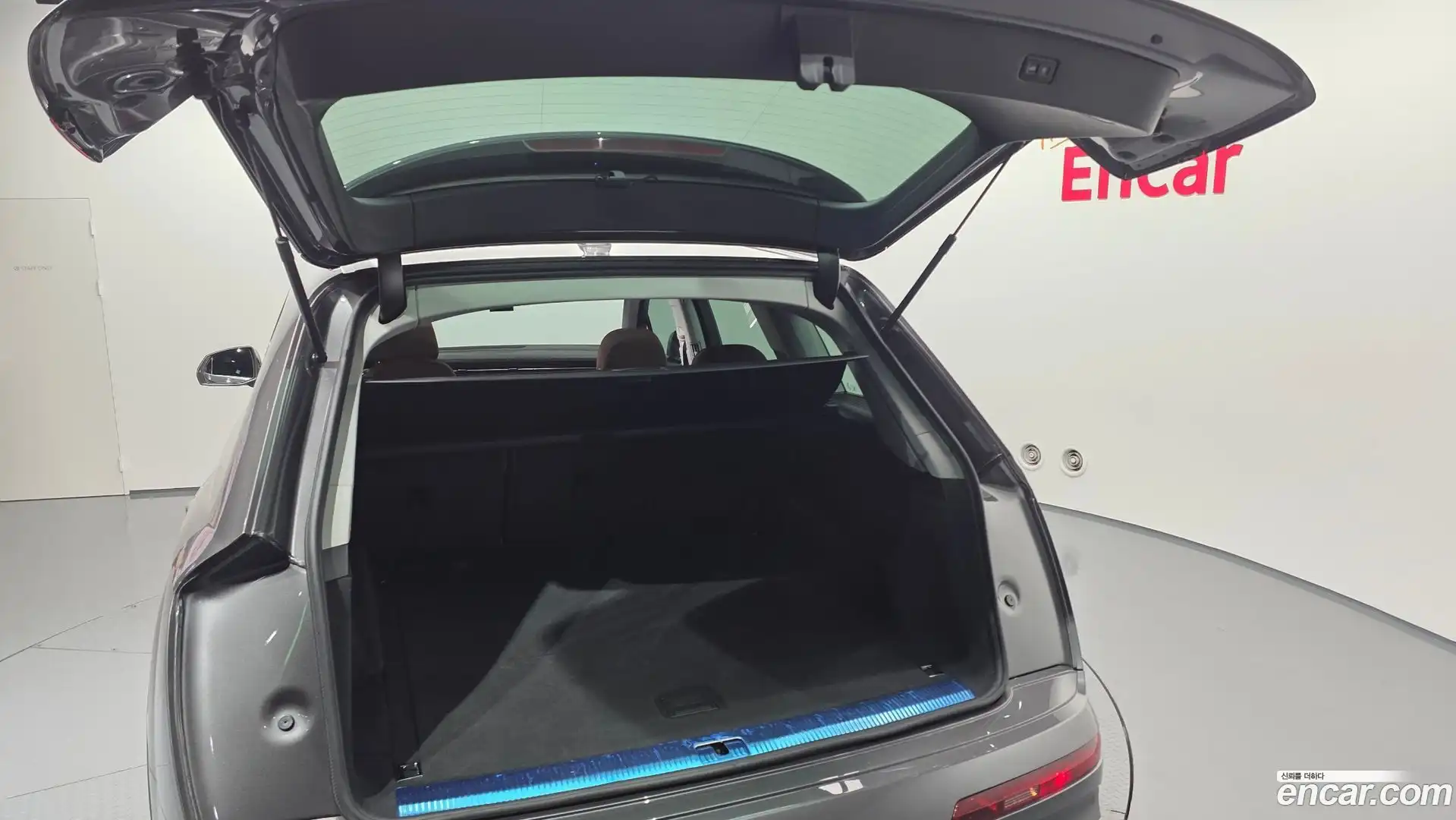 Q7 Audi 2021.2-OPTION-024