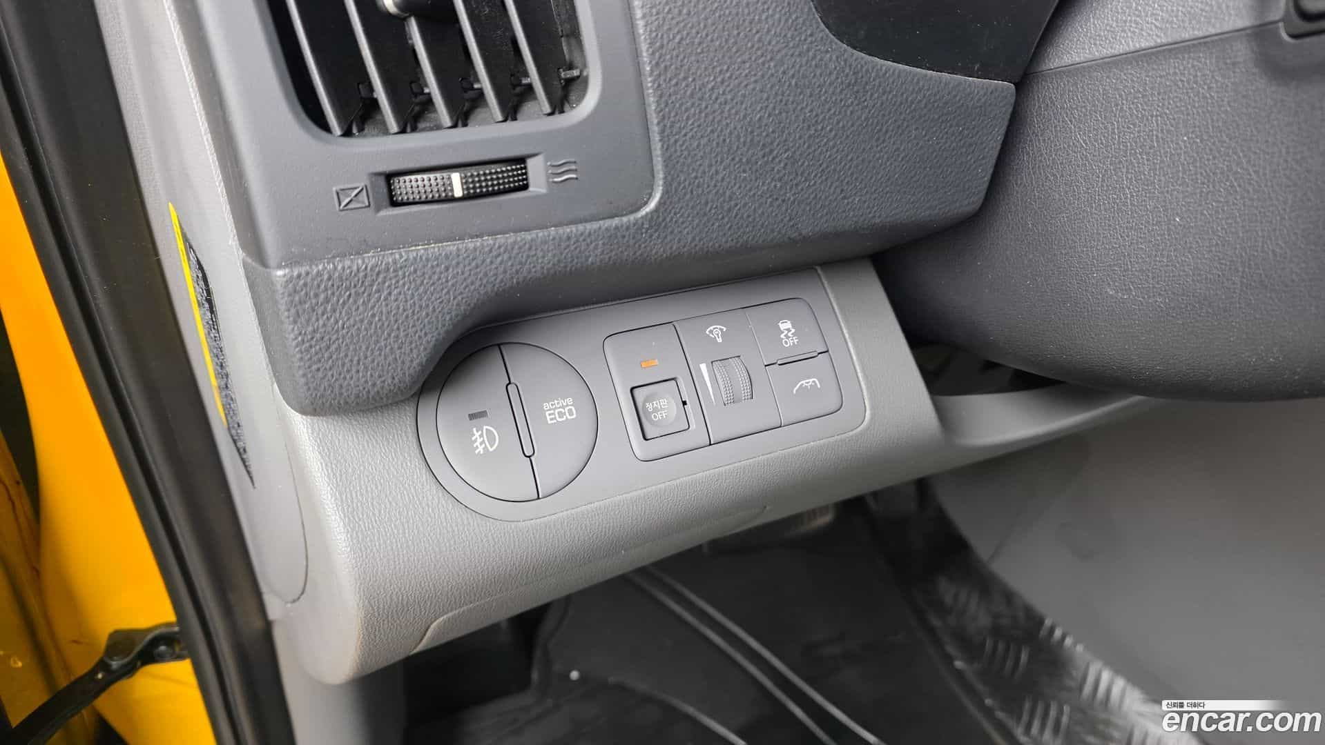 Starex Hyundai 2019.9-OPTION-019