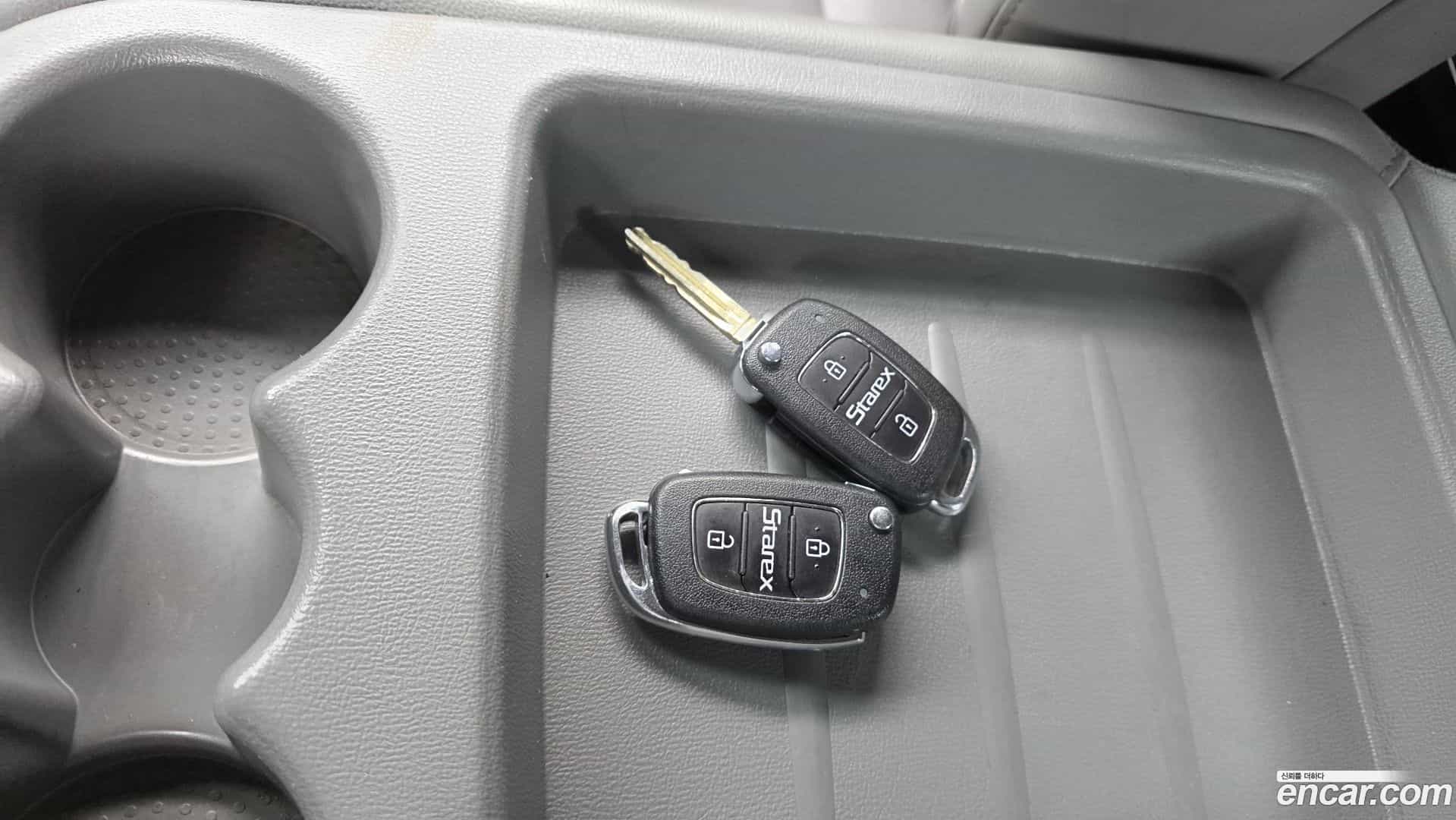 Starex Hyundai 2019.9-OPTION-023