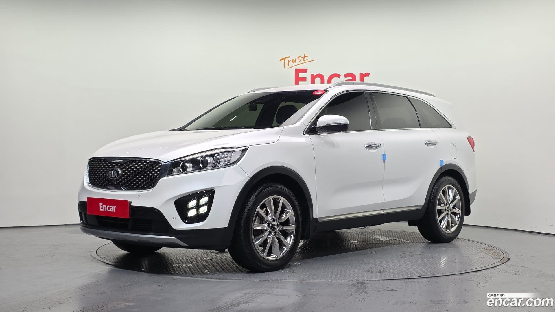 Main__Slider__Photo:Sorento Kia 2016.3-0
