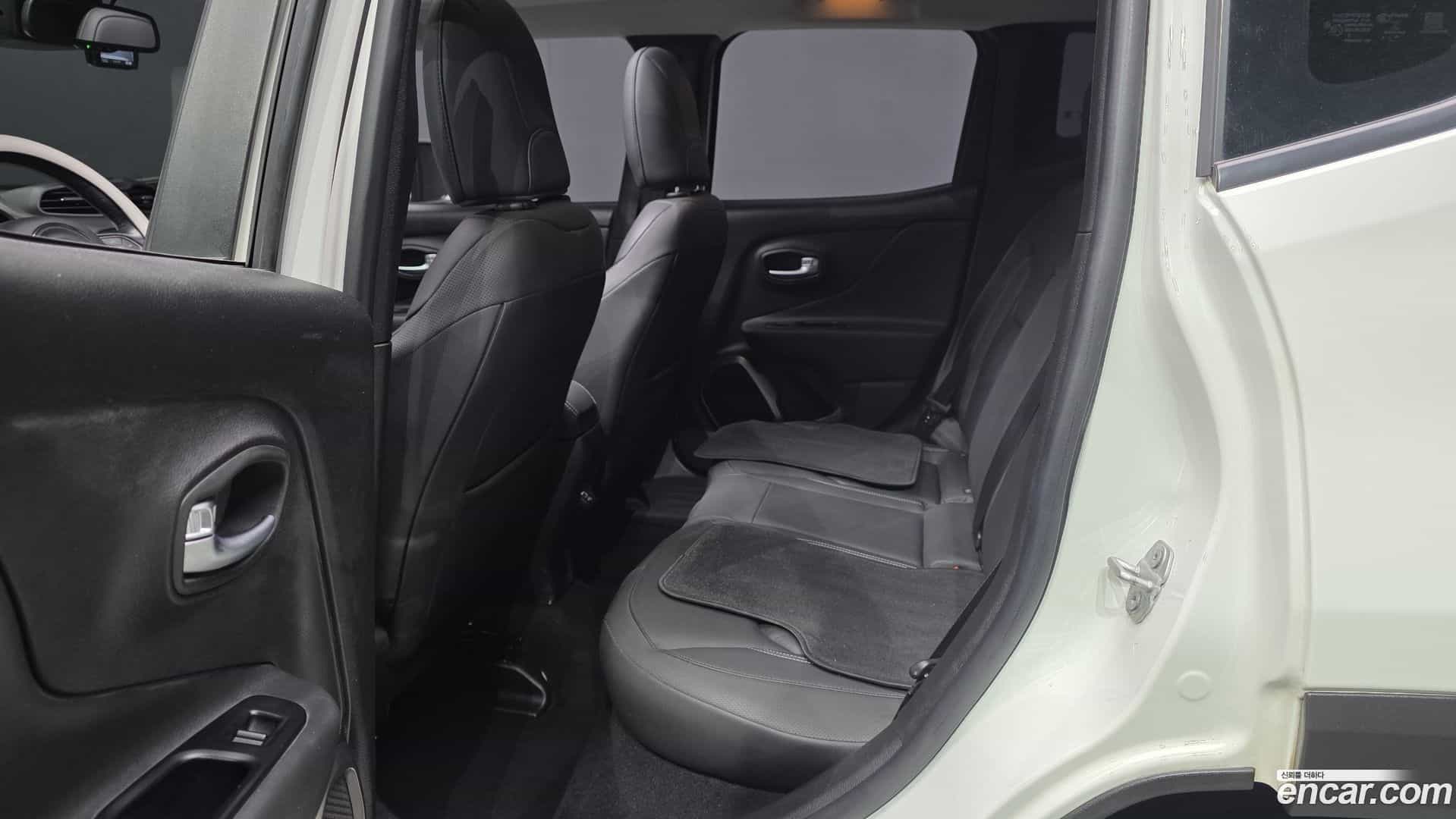 Renegade Jeep 2019.5-OPTION-016