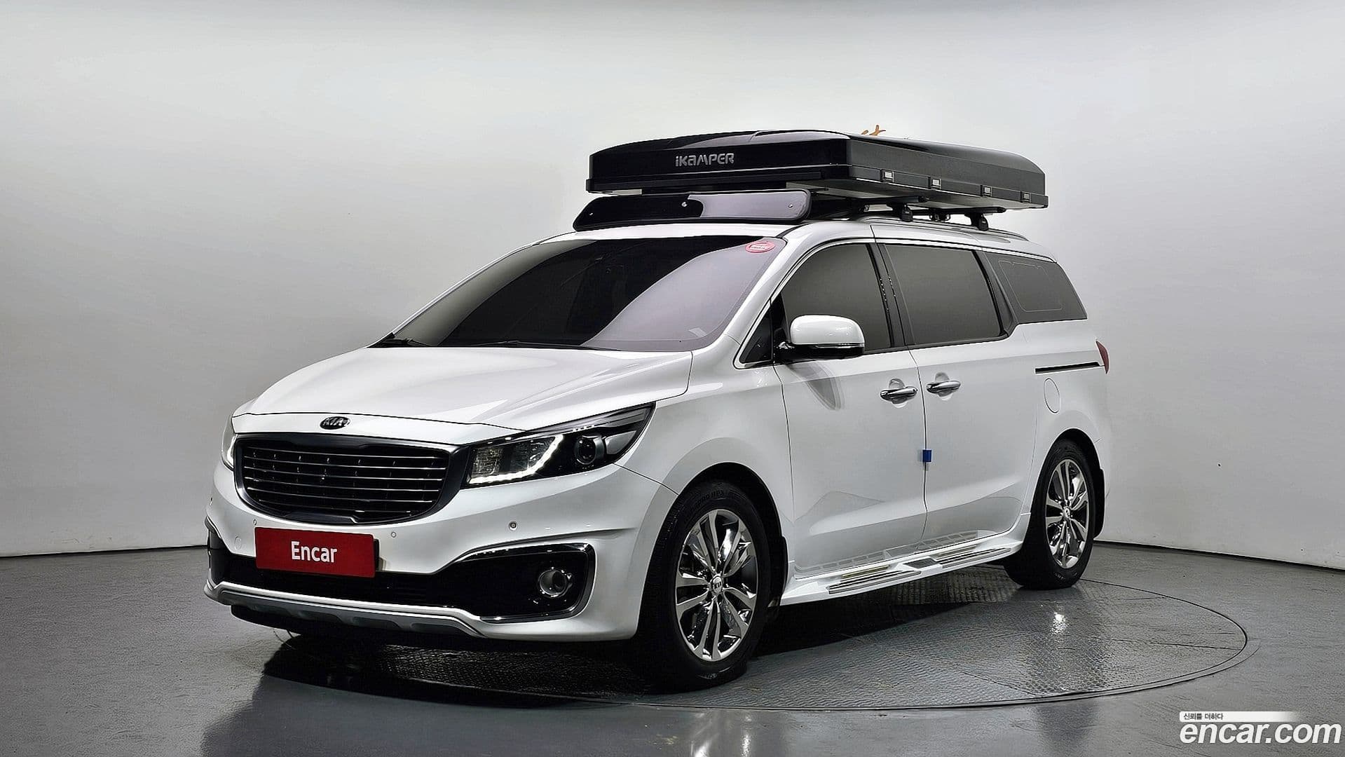Main__Slider__Photo:Canival Kia 2018.1-0