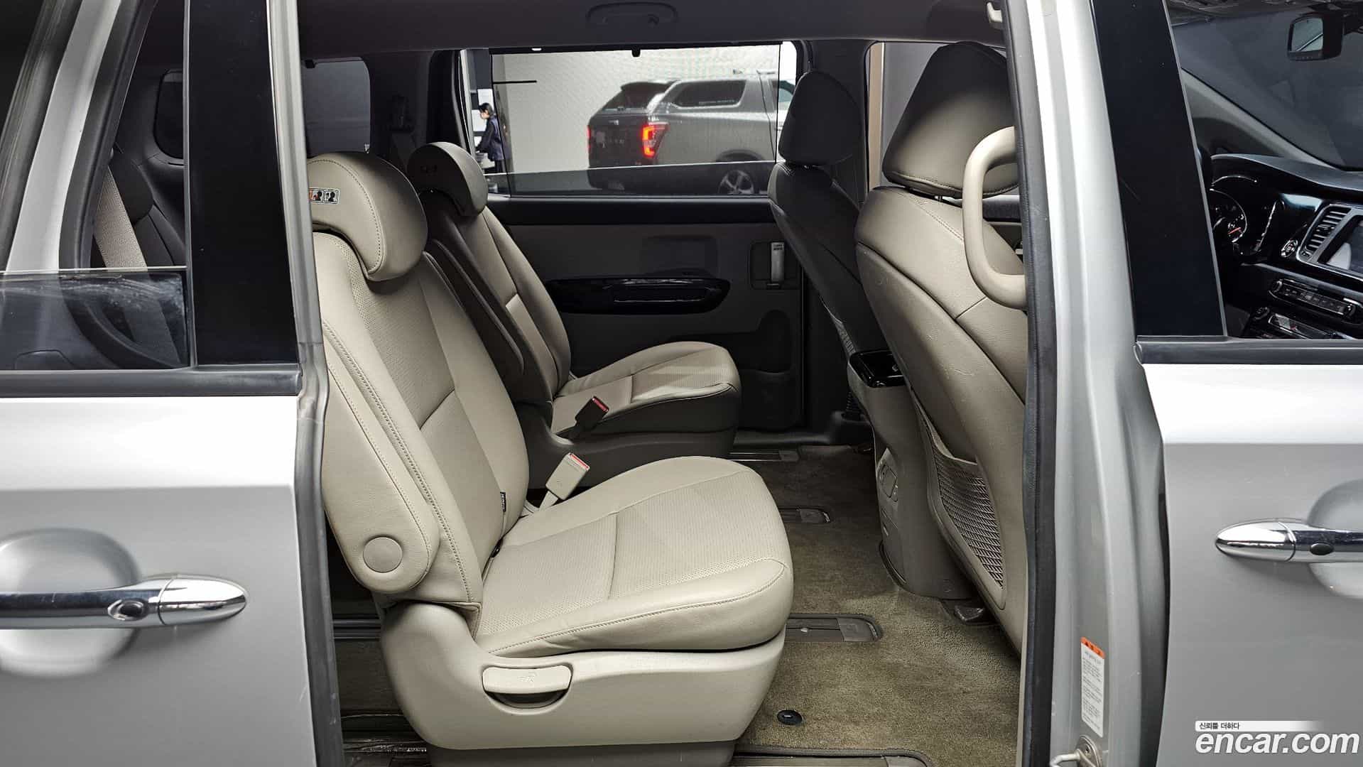 Canival Kia 2018.4-OPTION-015