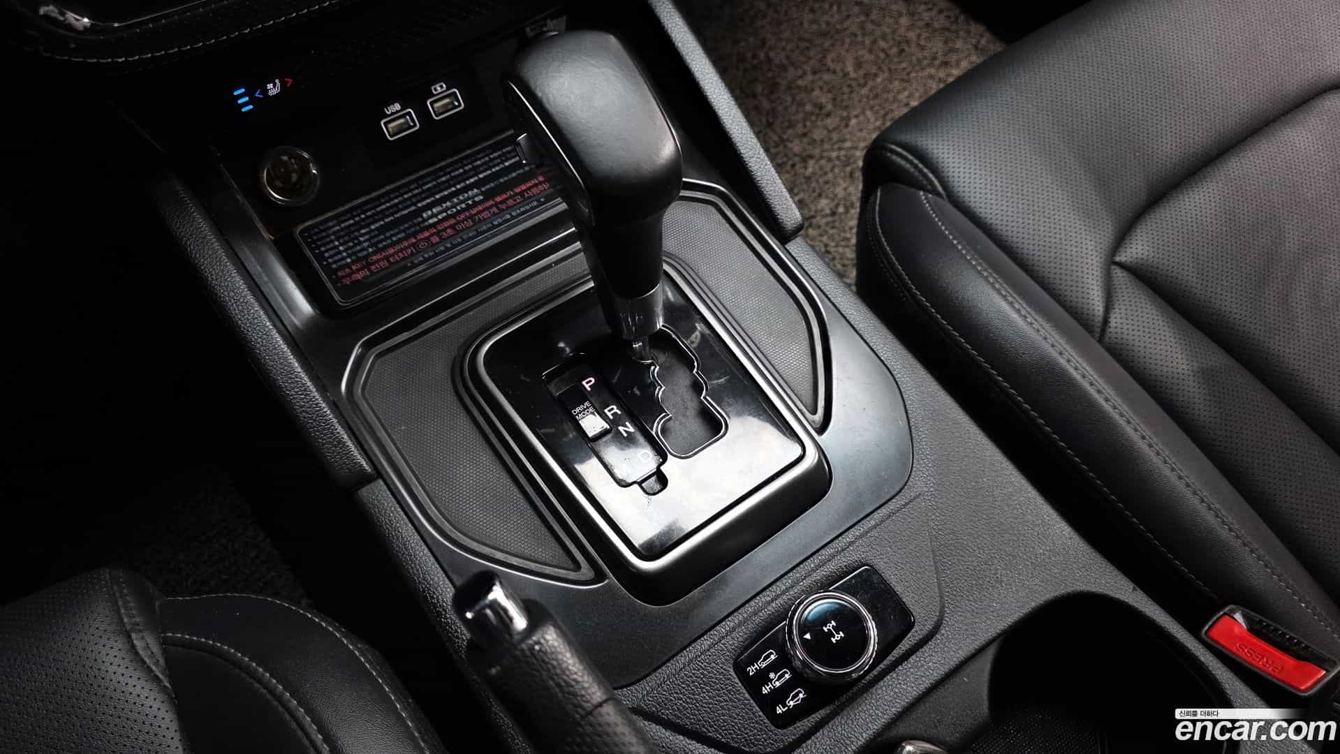 Rexton KG Mobility 2022.4-INNER-009