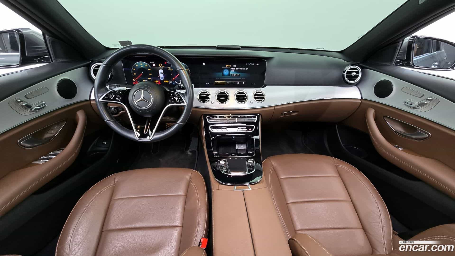 E-Class Mercedes-Benz 2020.11-INNER-007