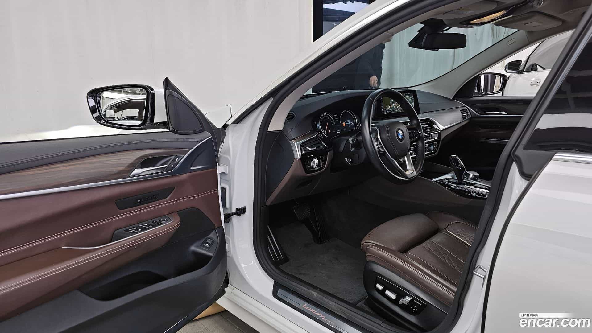 Gran Turismo BMW 2017.11-INNER-010
