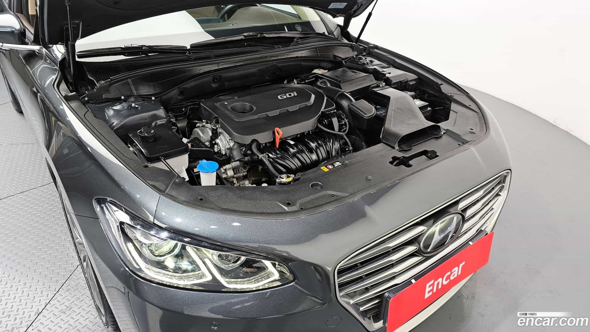 Grandeur Hyundai 2019.4-OUTER-006