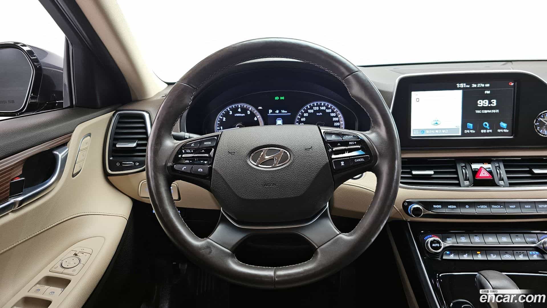 Grandeur Hyundai 2019.4-OPTION-017
