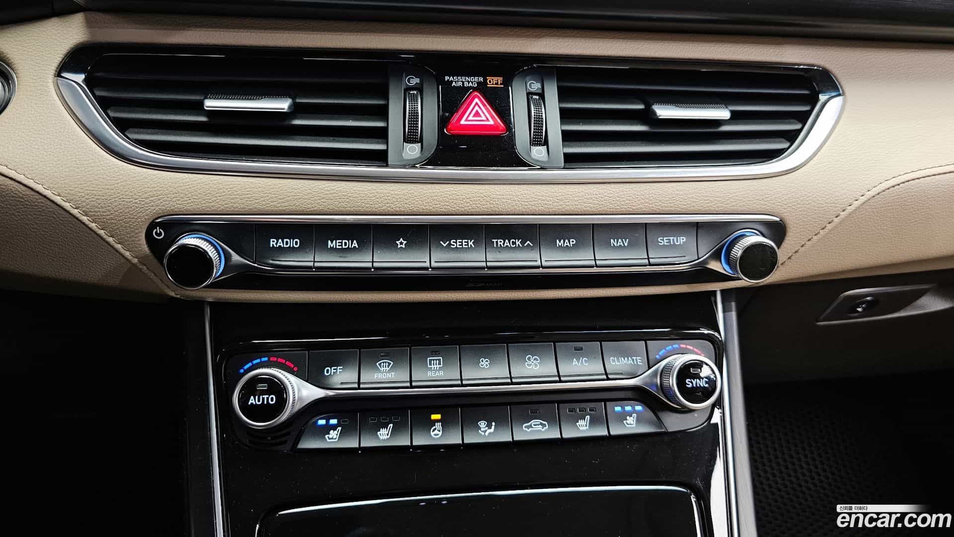 Grandeur Hyundai 2019.4-OPTION-023