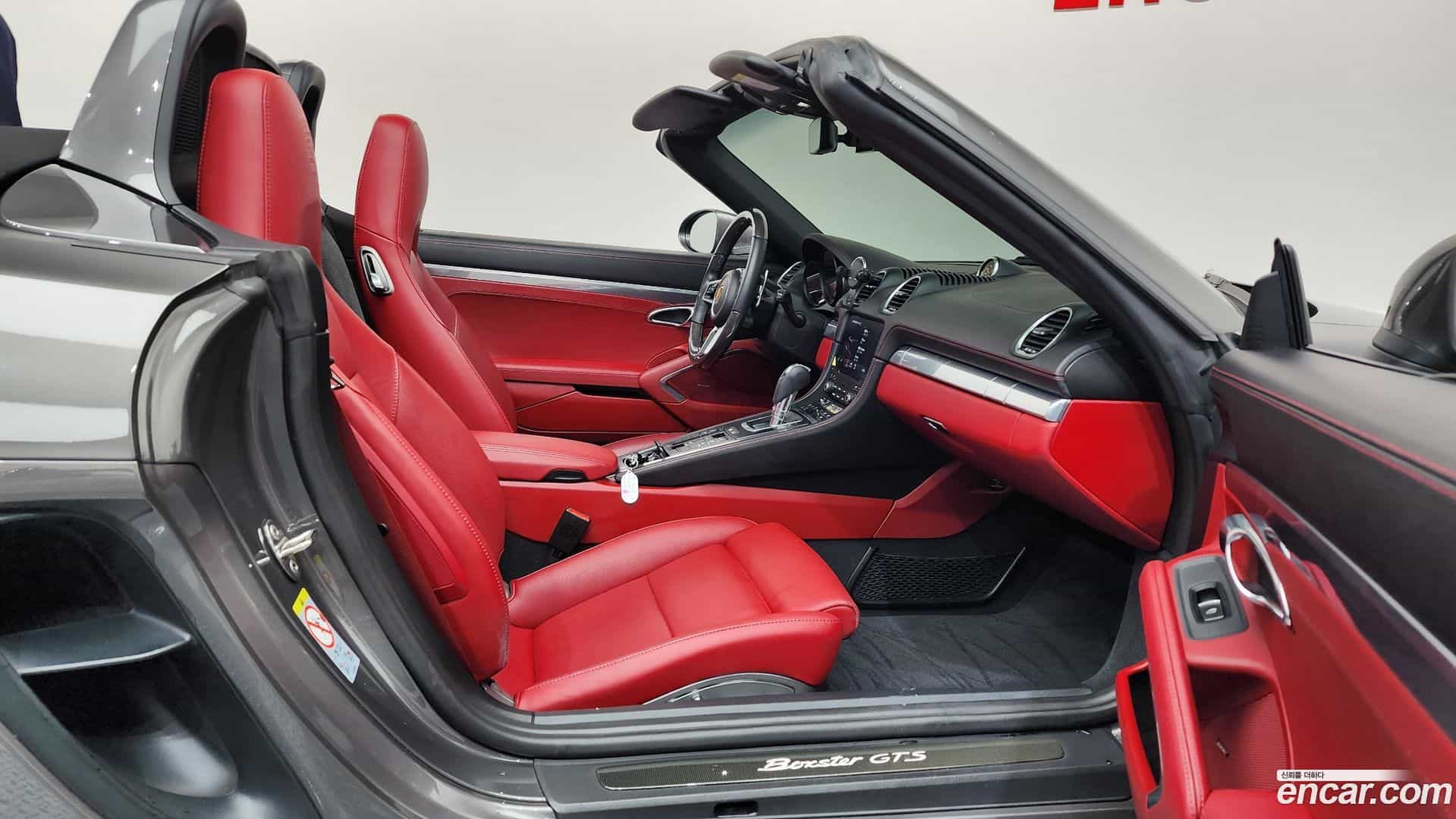 718 Porsche 2022.1-OPTION-015