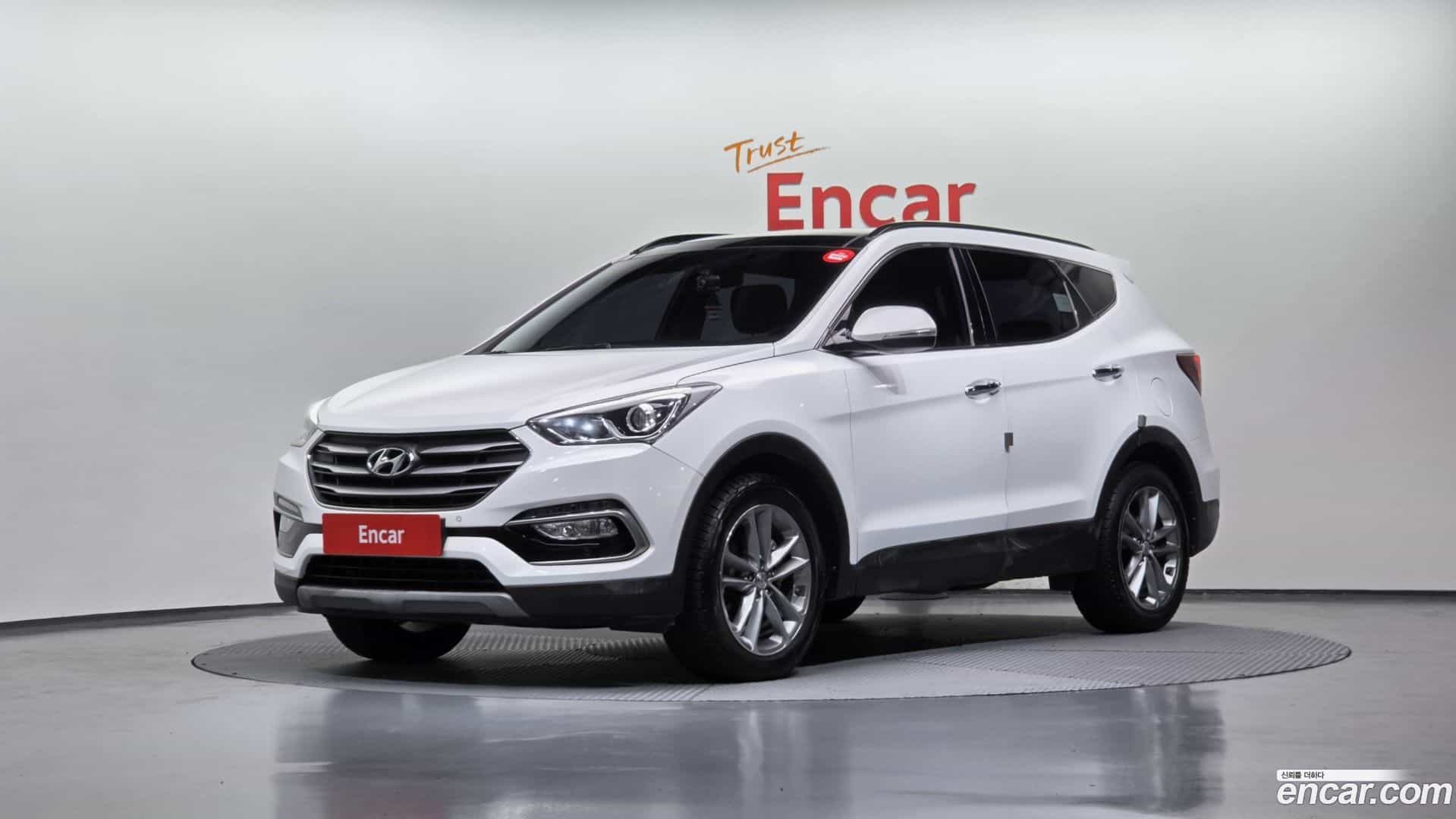 Santafe Hyundai 2017.6-OUTER-001