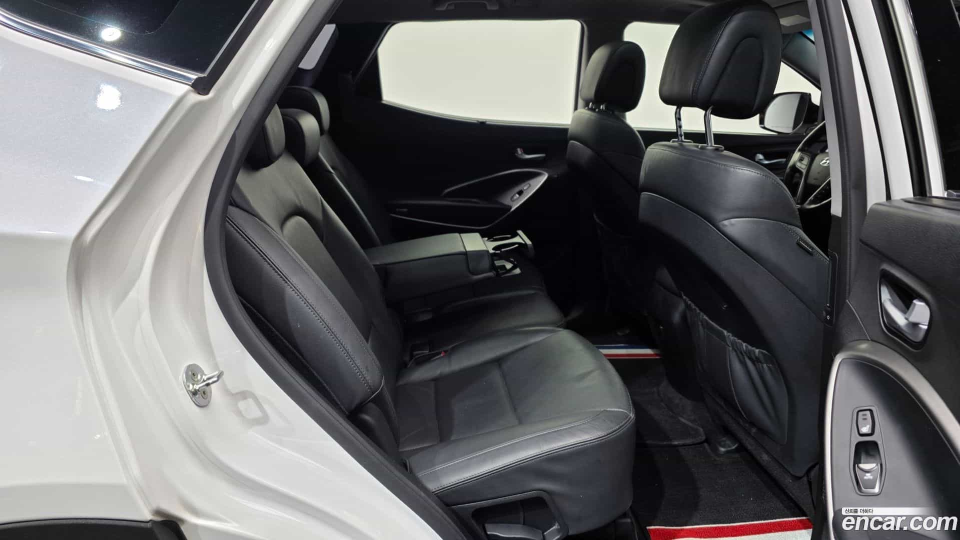 Santafe Hyundai 2017.6-OPTION-016