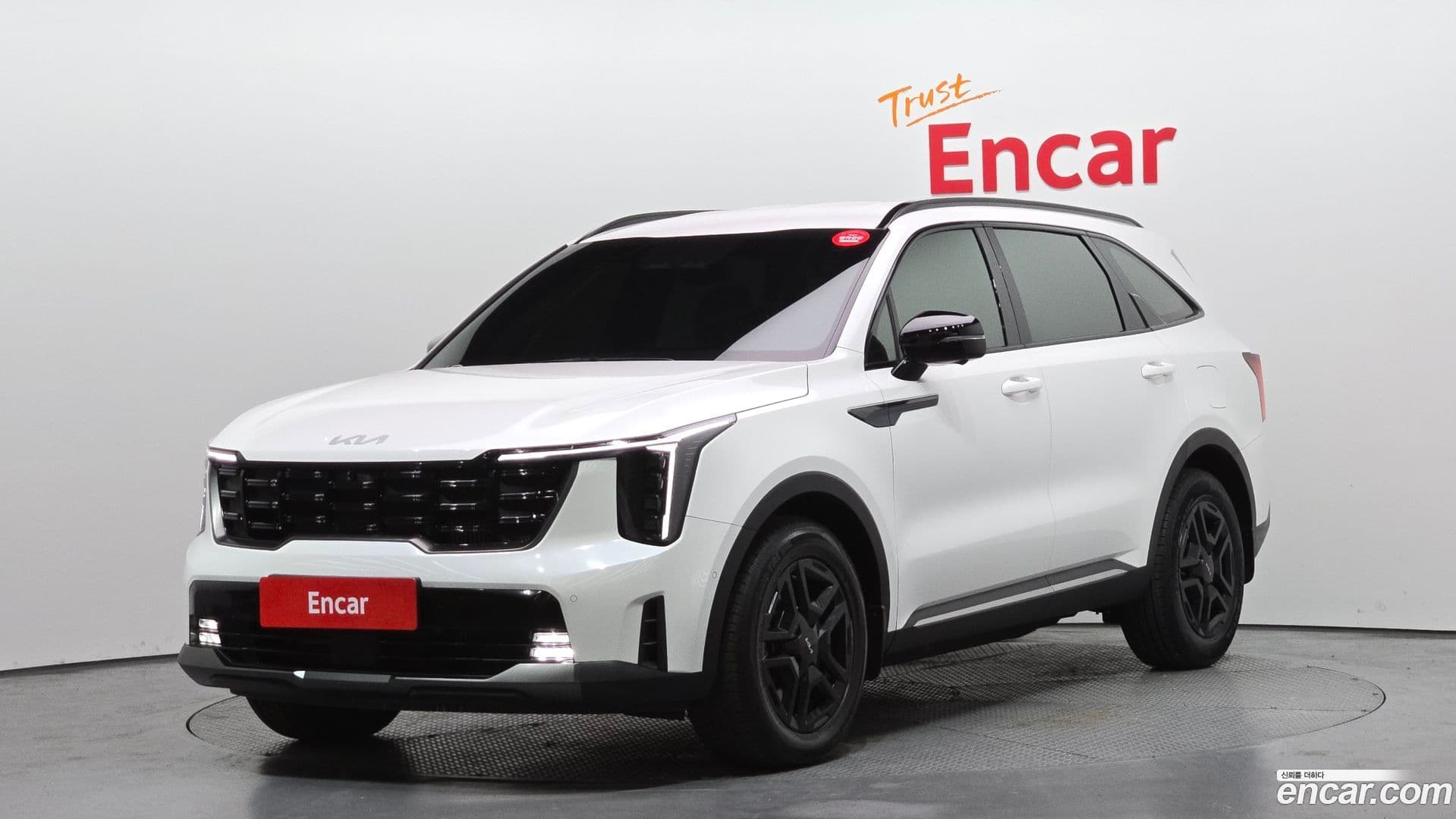 Main__Slider__Photo:Sorento Kia 2023.8-0