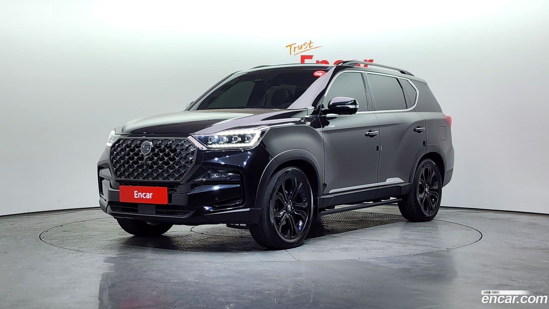 Main__Slider__Photo:Rexton KG Mobility 2020.10-0