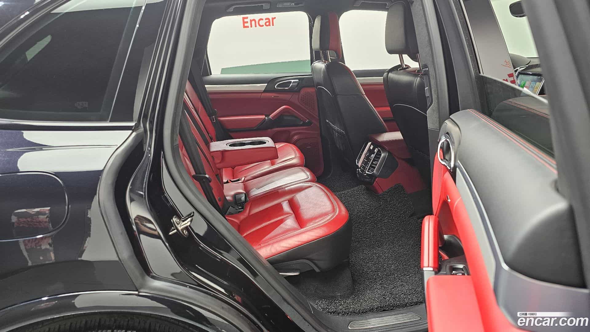 Cayenne Porsche 2015.2-OPTION-016