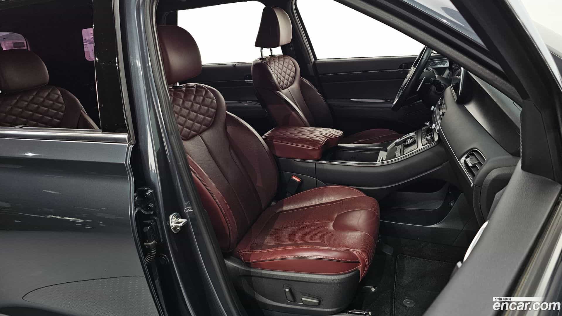 Palisade Hyundai 2019.1-INNER-010