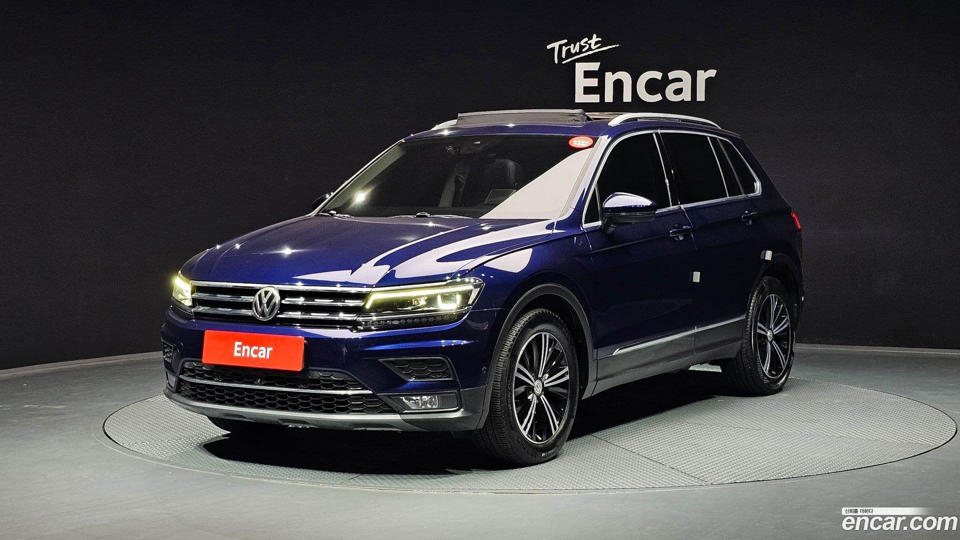 Main__Slider__Photo:Tiguan Volkswagen 2018.5-0