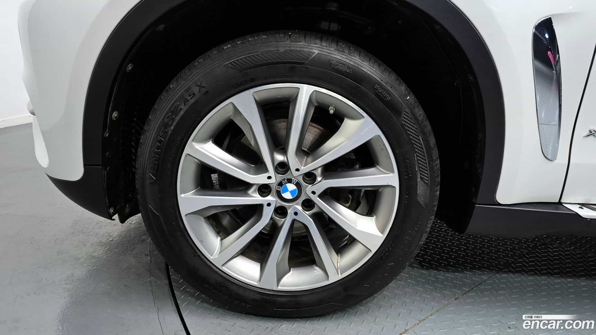 X6 BMW 2017.6-OUTER-005