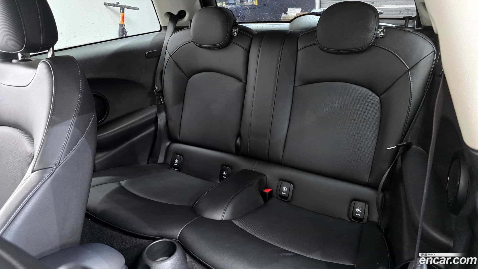 Cooper Mini 2021.3-OPTION-016
