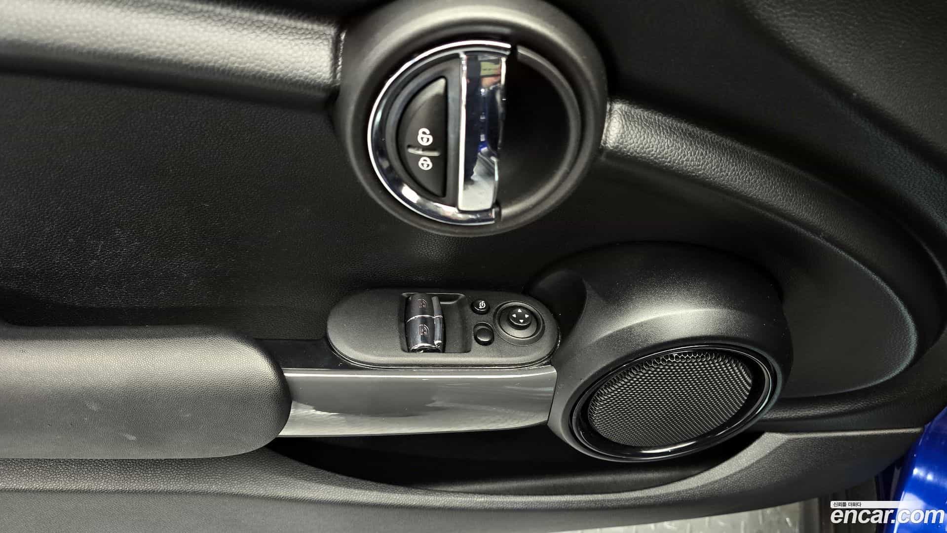 Cooper Mini 2021.3-OPTION-021