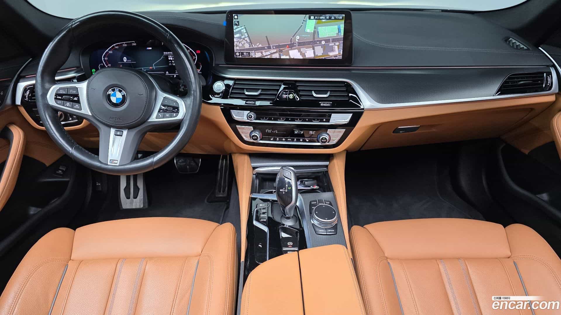 5-Series BMW 2023.0-INNER-007
