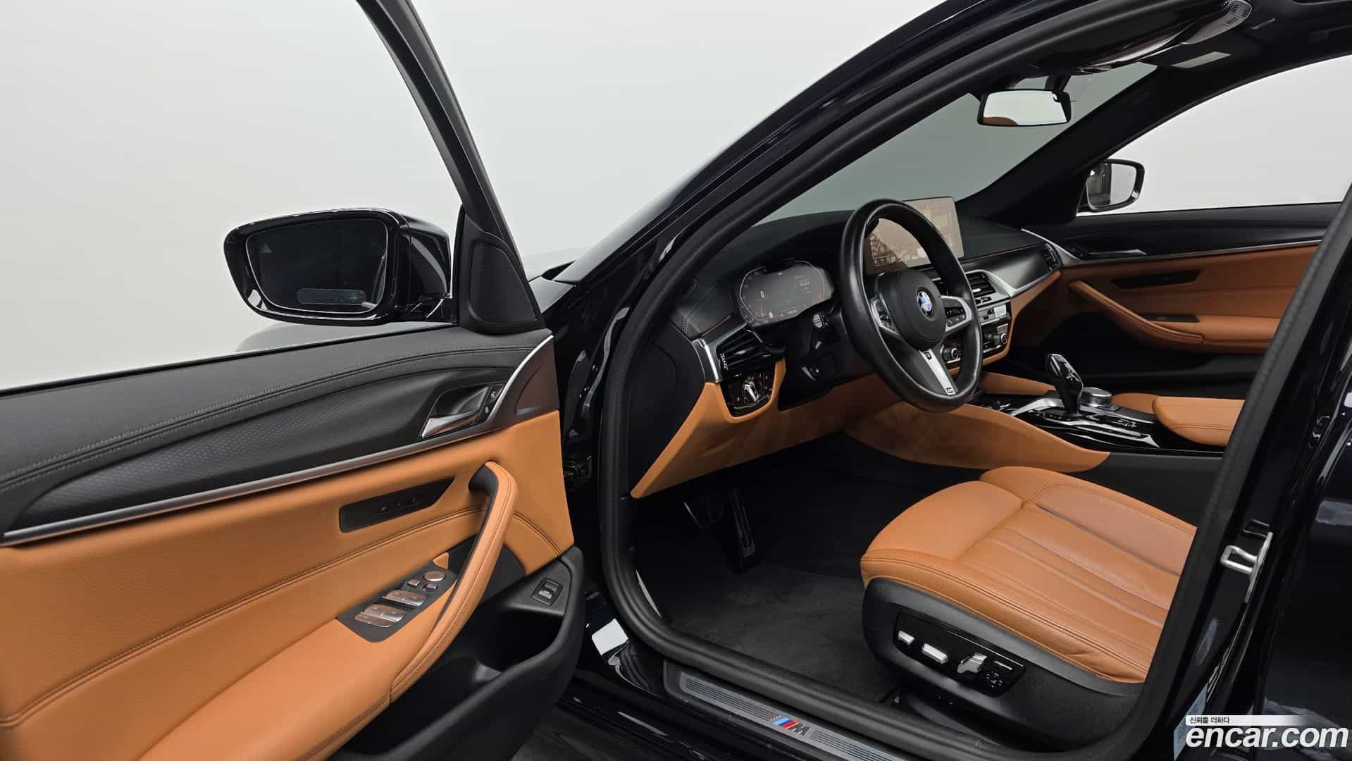 5-Series BMW 2023.0-INNER-010