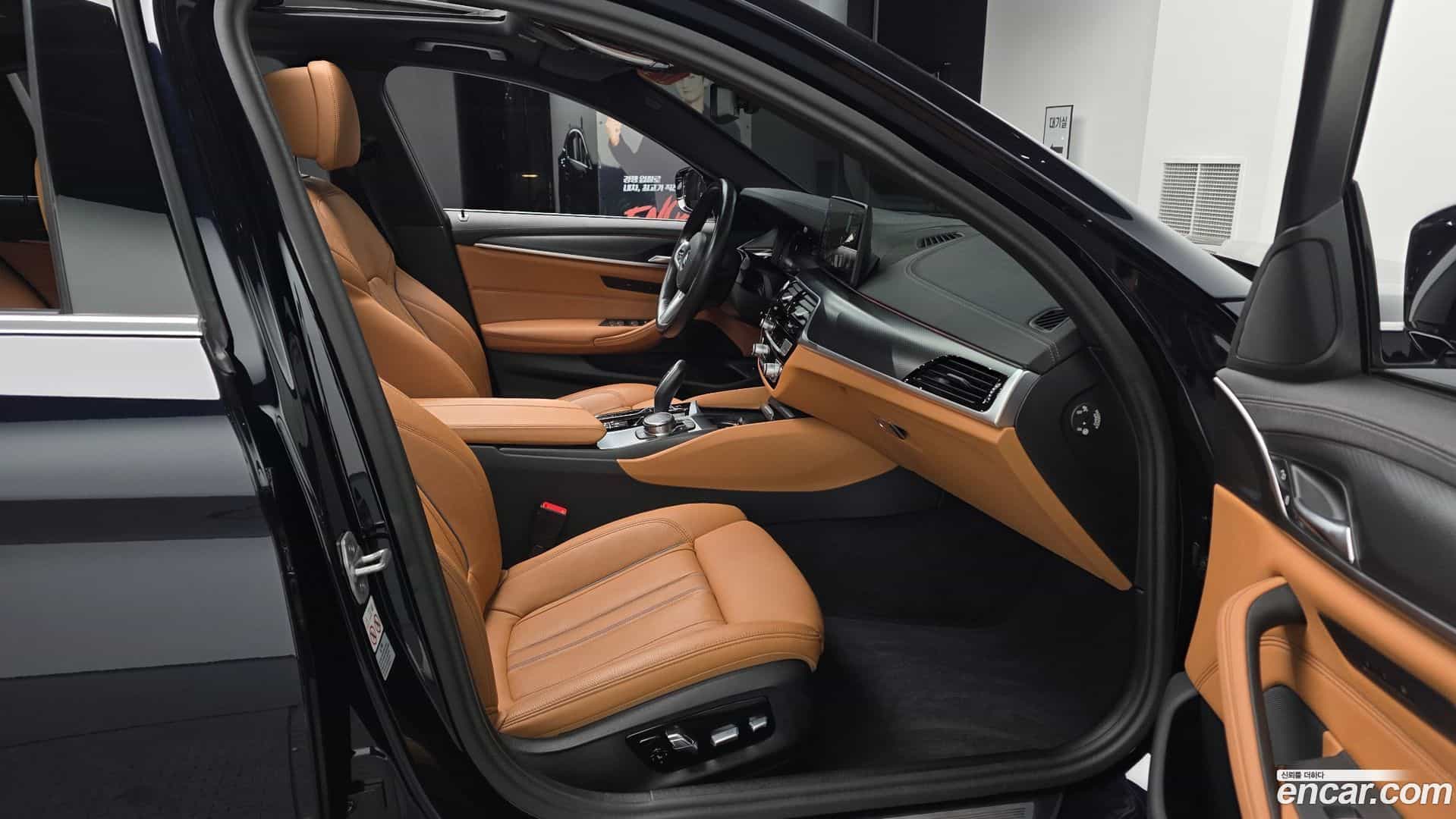 5-Series BMW 2023.0-OPTION-015