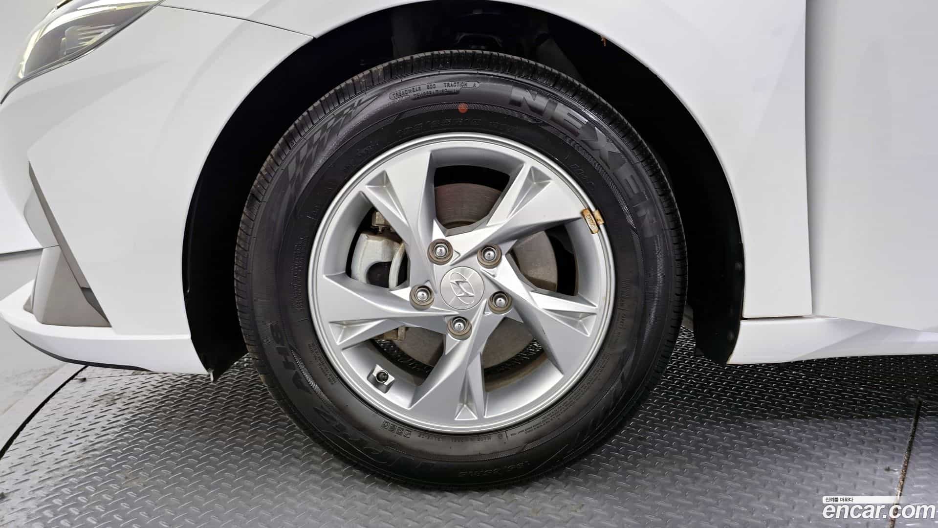 AVANTE Hyundai 2021.10-OUTER-005