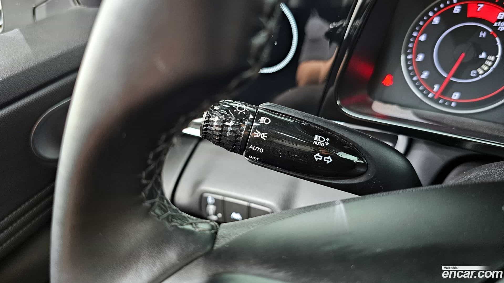 AVANTE Hyundai 2021.10-OPTION-020