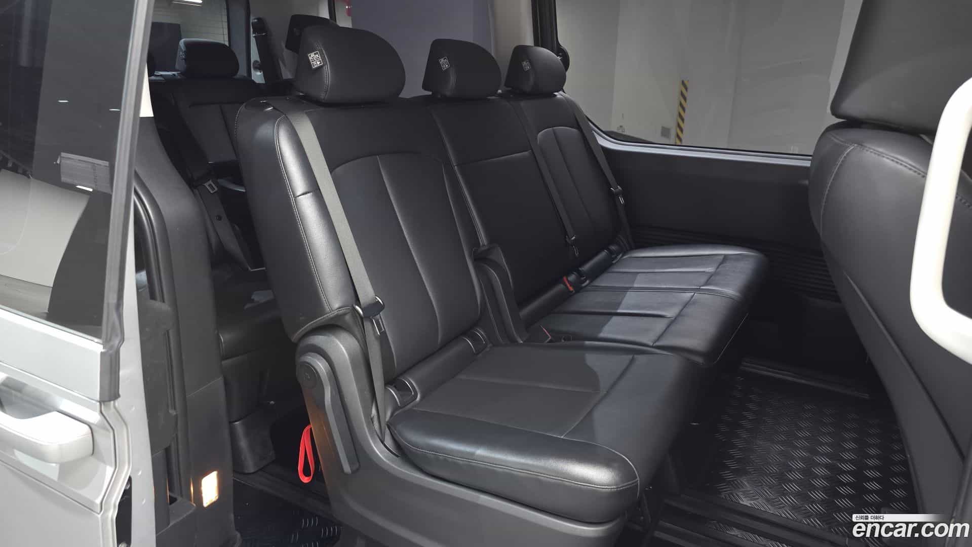 Staria Hyundai 2023.3-OPTION-016