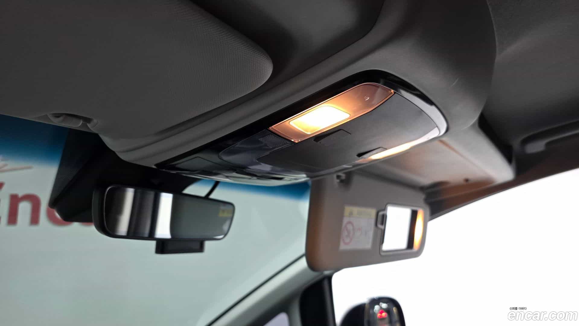 Staria Hyundai 2023.3-OPTION-023