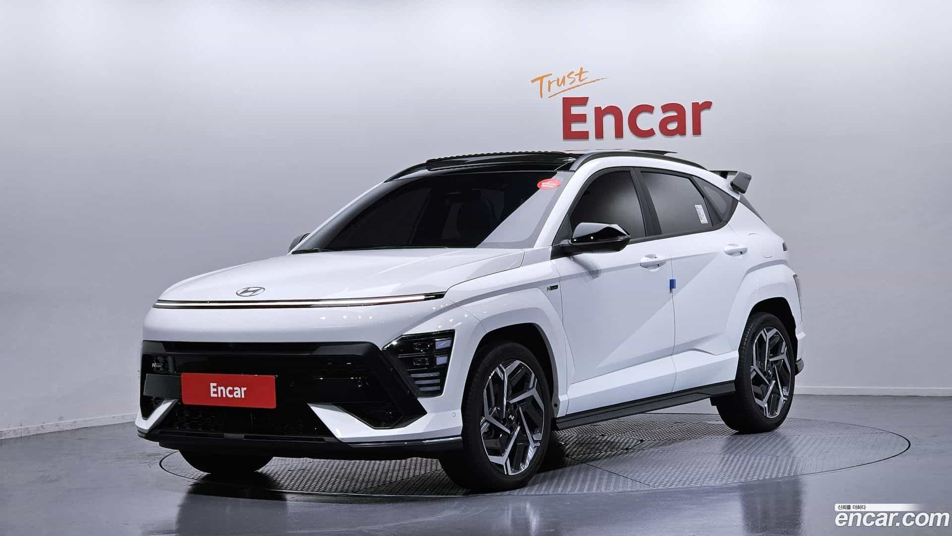 Kona Hyundai 2023.8-OUTER-001
